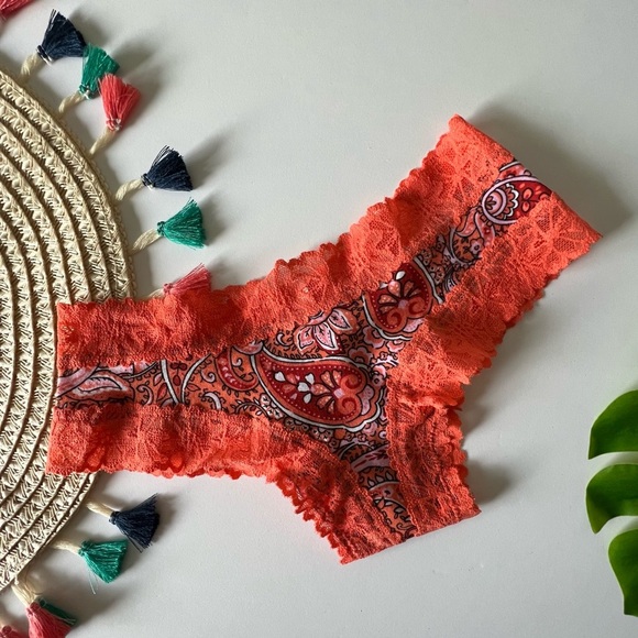 Victoria's Secret PINK Lace Trim Cheekster Panty Orange Paisley Small NEW - Picture 1 of 6